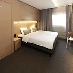Scandic Helsinki Aviapolis 4*