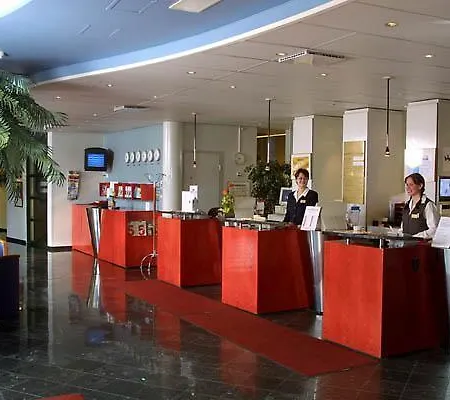 Scandic Helsinki Aviapolis Hotel 4*