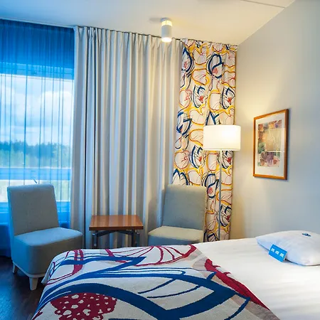 Scandic Helsinki Aviapolis Hotelli 4*