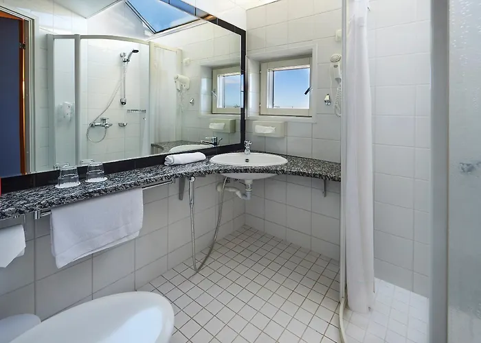 Hotel Scandic Helsinki Aviapolis 4*