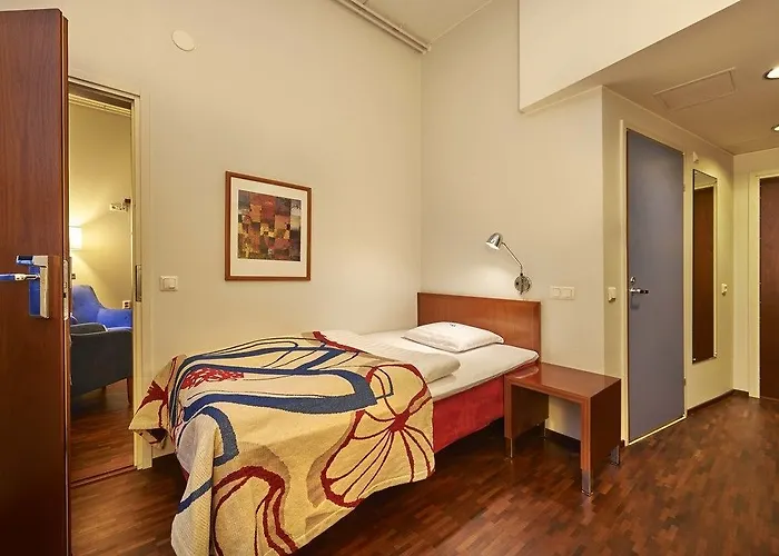 Hotel Scandic Helsinki Aviapolis 4*